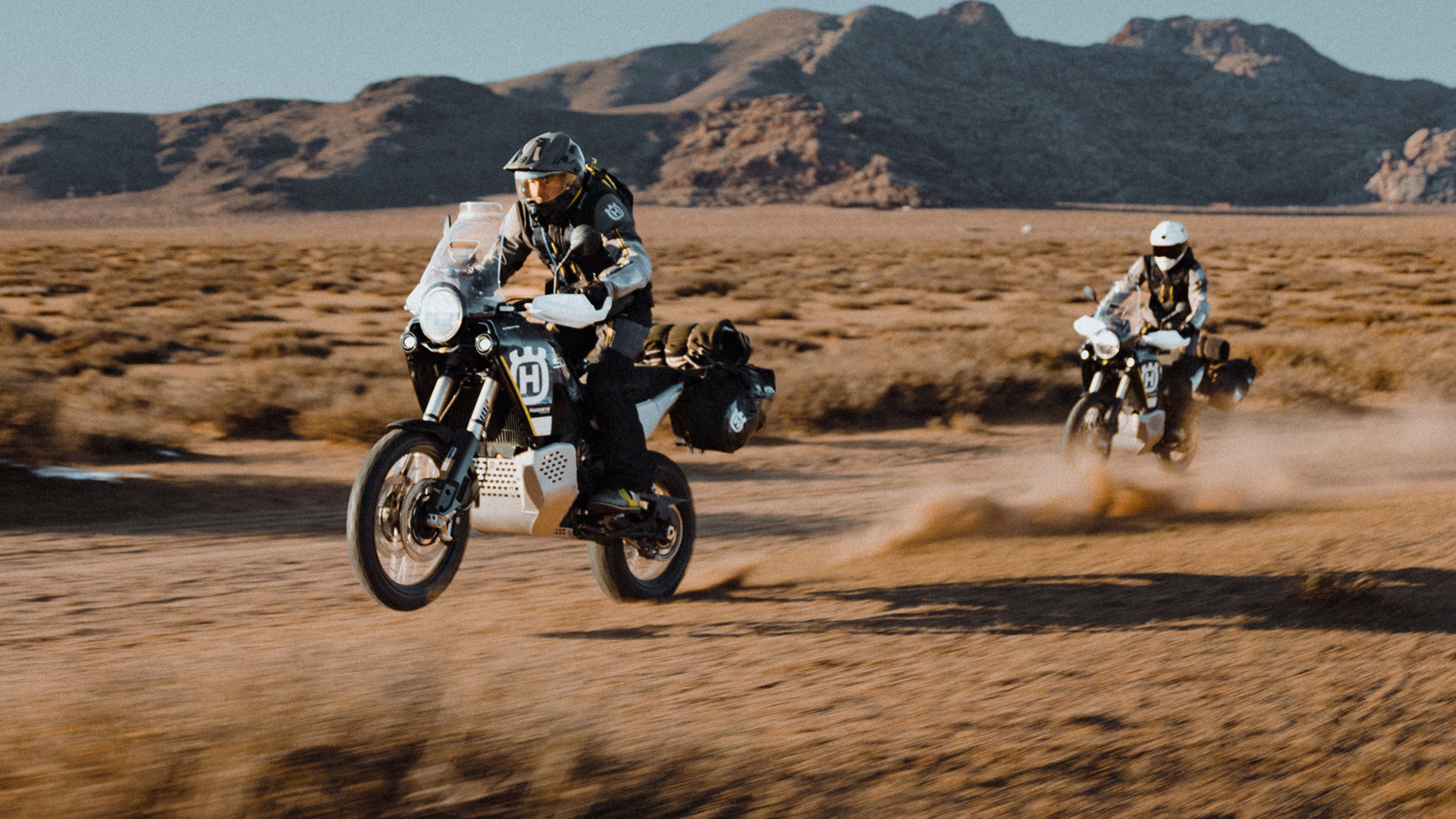 Norden 901 Expedition 2025 Husqvarna Köstler
